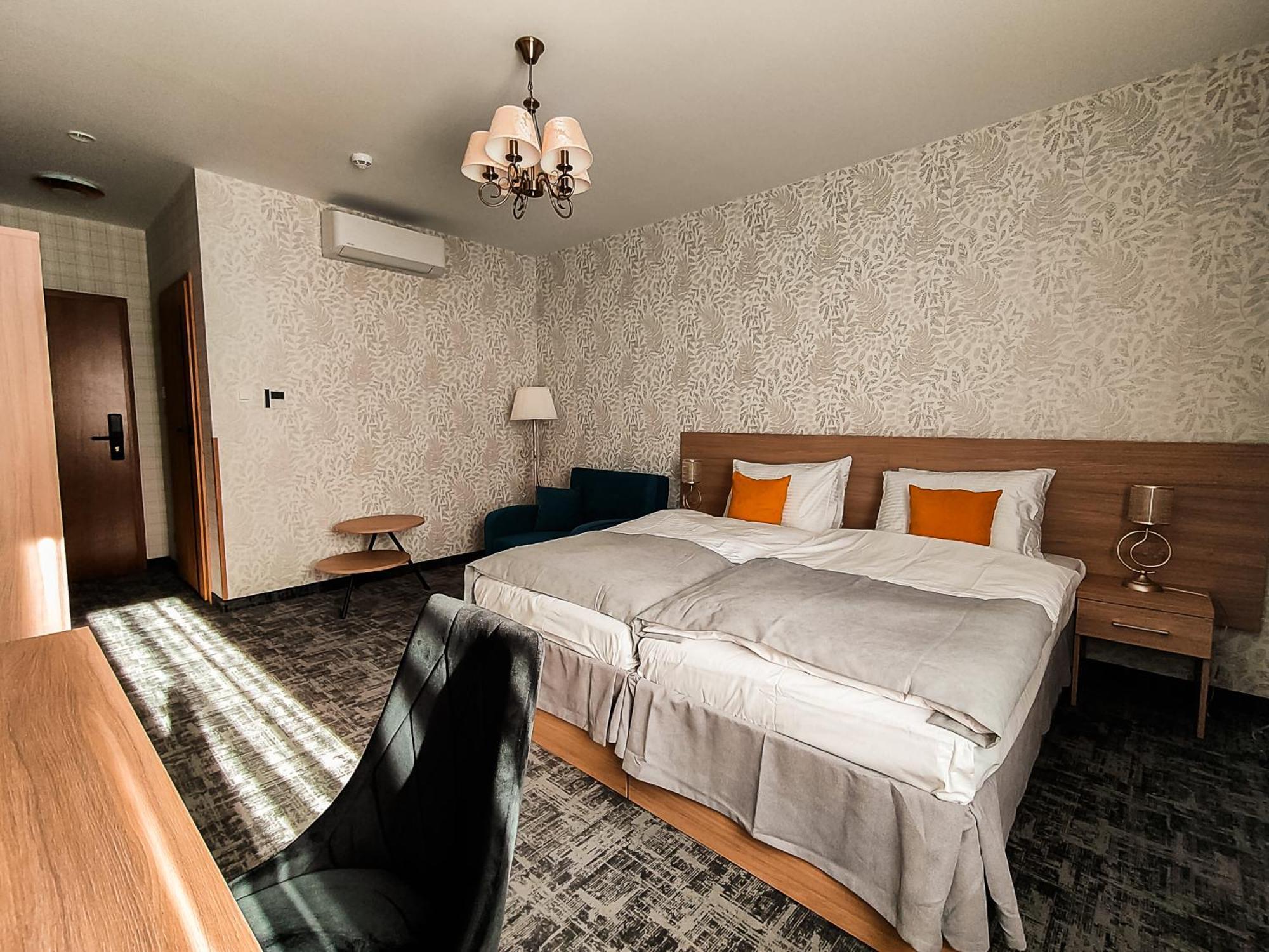 Sztuka Smaku - Restauracja I Hotelik Świdnica Exteriér fotografie